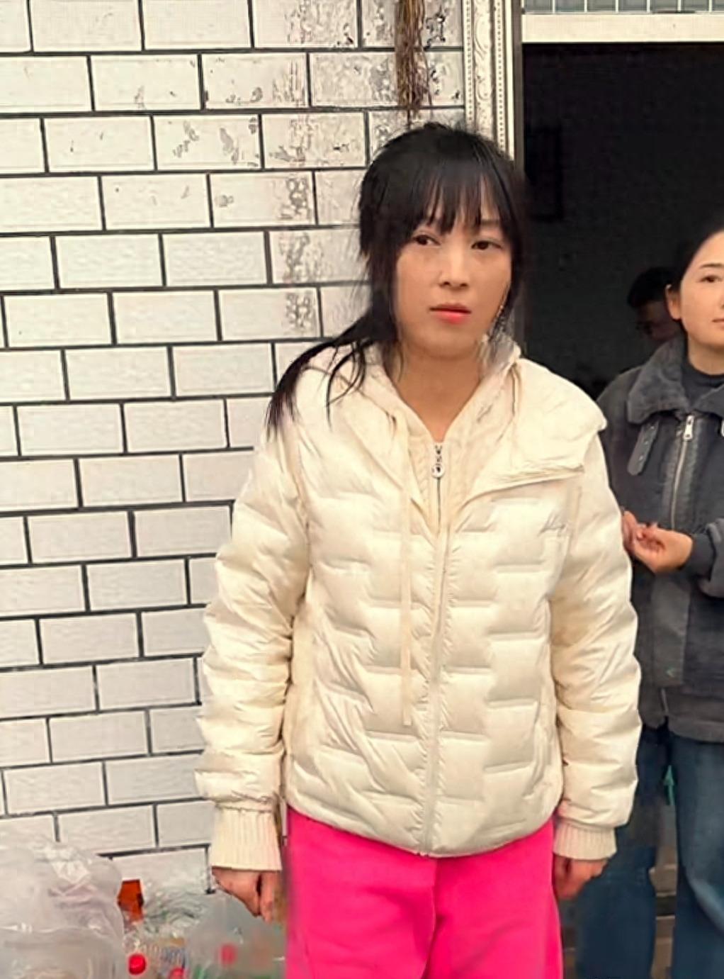电竞赛事-远离造神陷阱，官媒揭开杀猪宴呆呆妹真实处境，令人担心的事发生